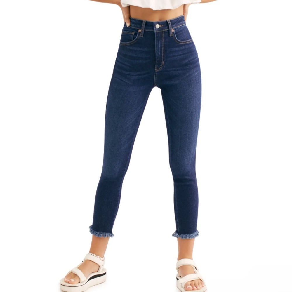 NEW✨Free People- We the Free High Waist Crop Raw Hem Denim Leggings